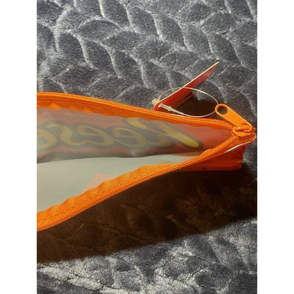 Reese's Peanut Butter Cup Chocolate Vinyl Zipper Pencil/Make Up/Coin/Wallet/ Bag
